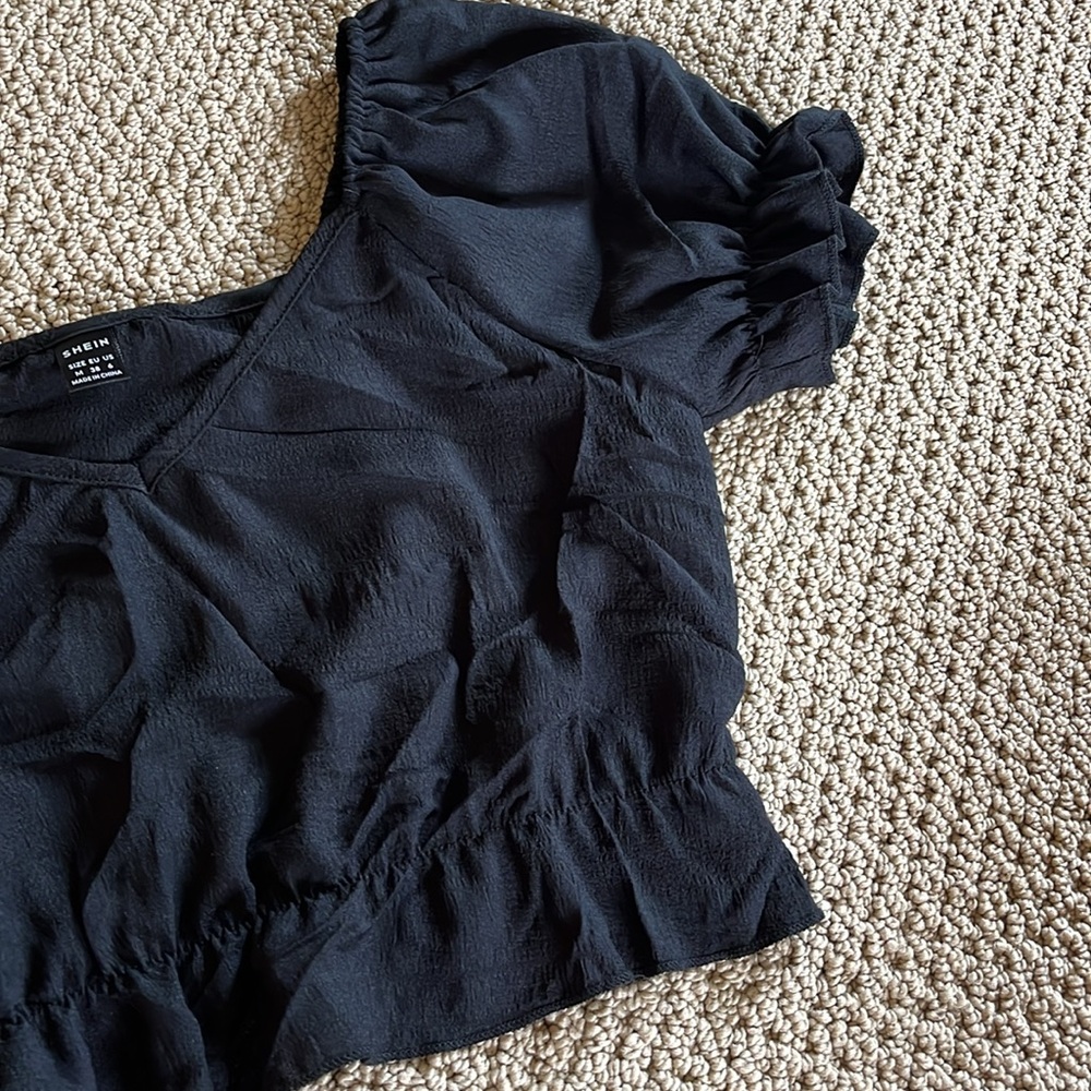 NEW Ruffle Scrunch Blouse - Picture 3 of 3